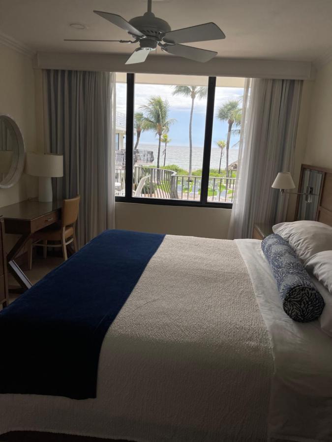 High Noon Beach Hotel